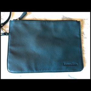 The LouenHide Clutch